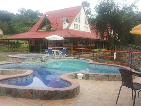 Ecohotel Colibri Salento Luna Park Eksteriør billede