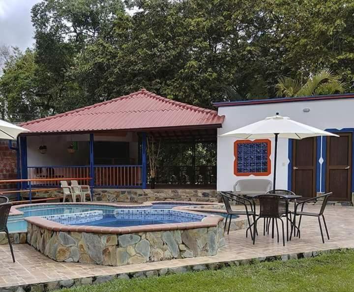Ecohotel Colibri Salento Luna Park Eksteriør billede